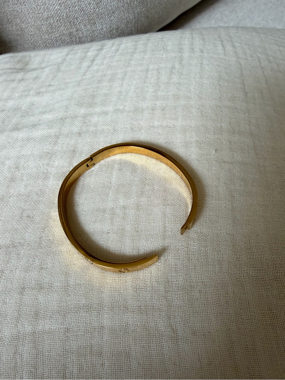 18K Plated LOVE Bracelet W/ Snap Closure - Picture 5 of 6